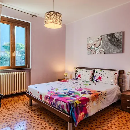 Semesterbostad Casa Savina By Interhome Dervio