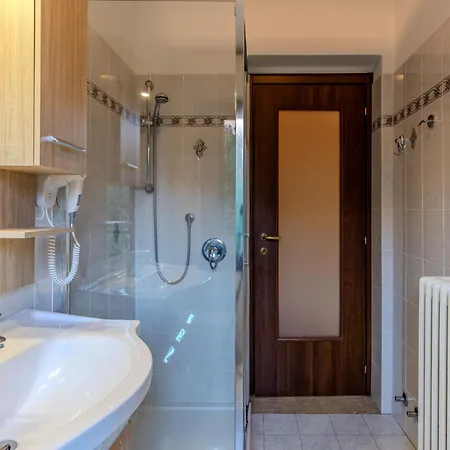 Casa Savina By Interhome Hébergement de vacances Dervio